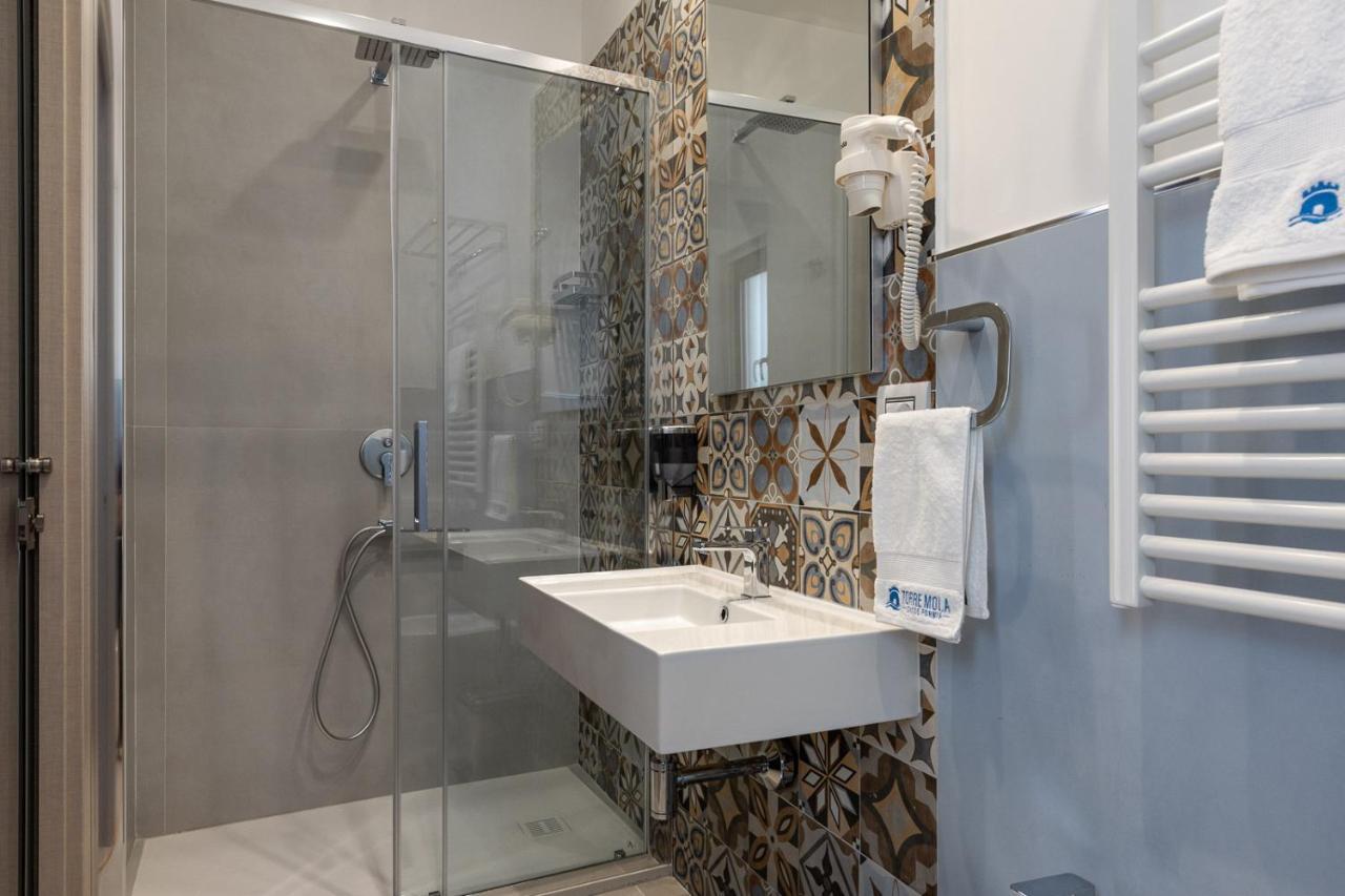Torre Mola Suite Formia Exterior foto