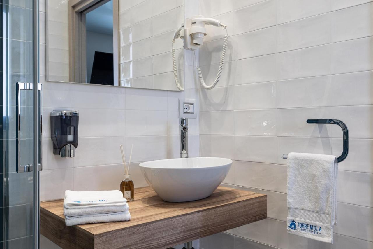 Torre Mola Suite Formia Exterior foto