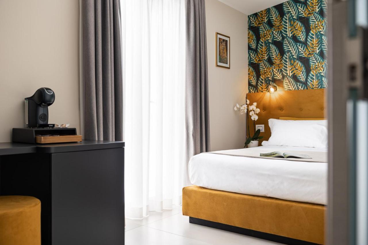 Torre Mola Suite Formia Exterior foto